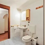 Terrace View 아파트