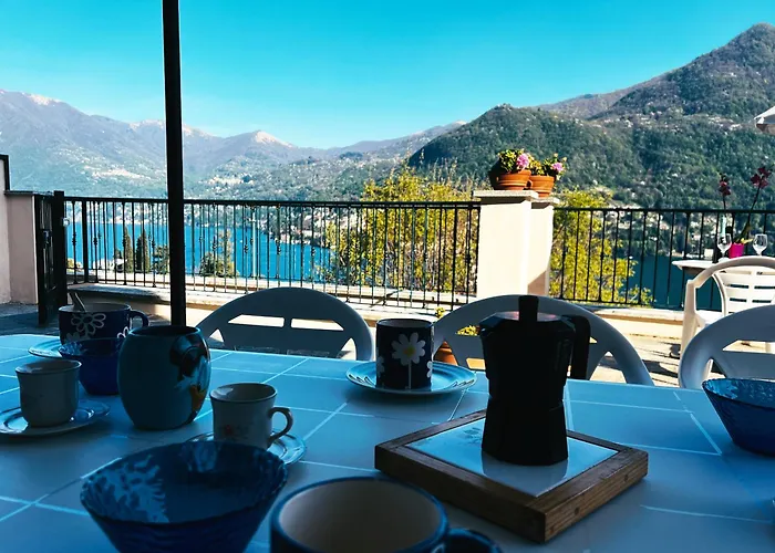 Terrace View Apartament Moltrasio